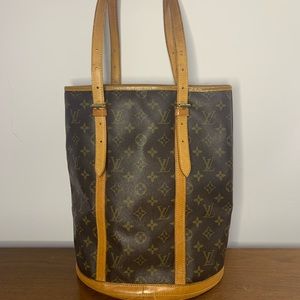 Authentic Louis Vuitton GM Marais Bucket Bag
